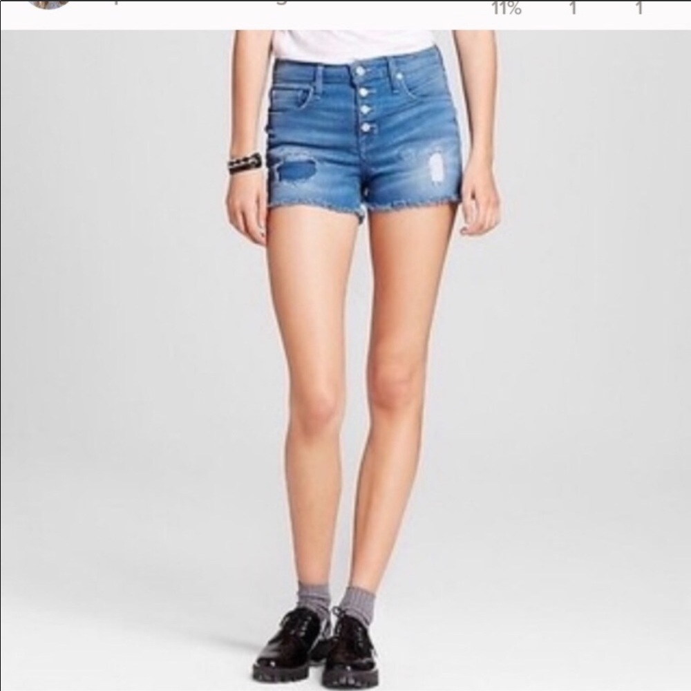 Mossimo Distressed high waisted shorts